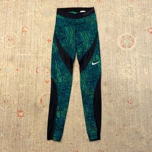 Nike pro leggings size XS printed